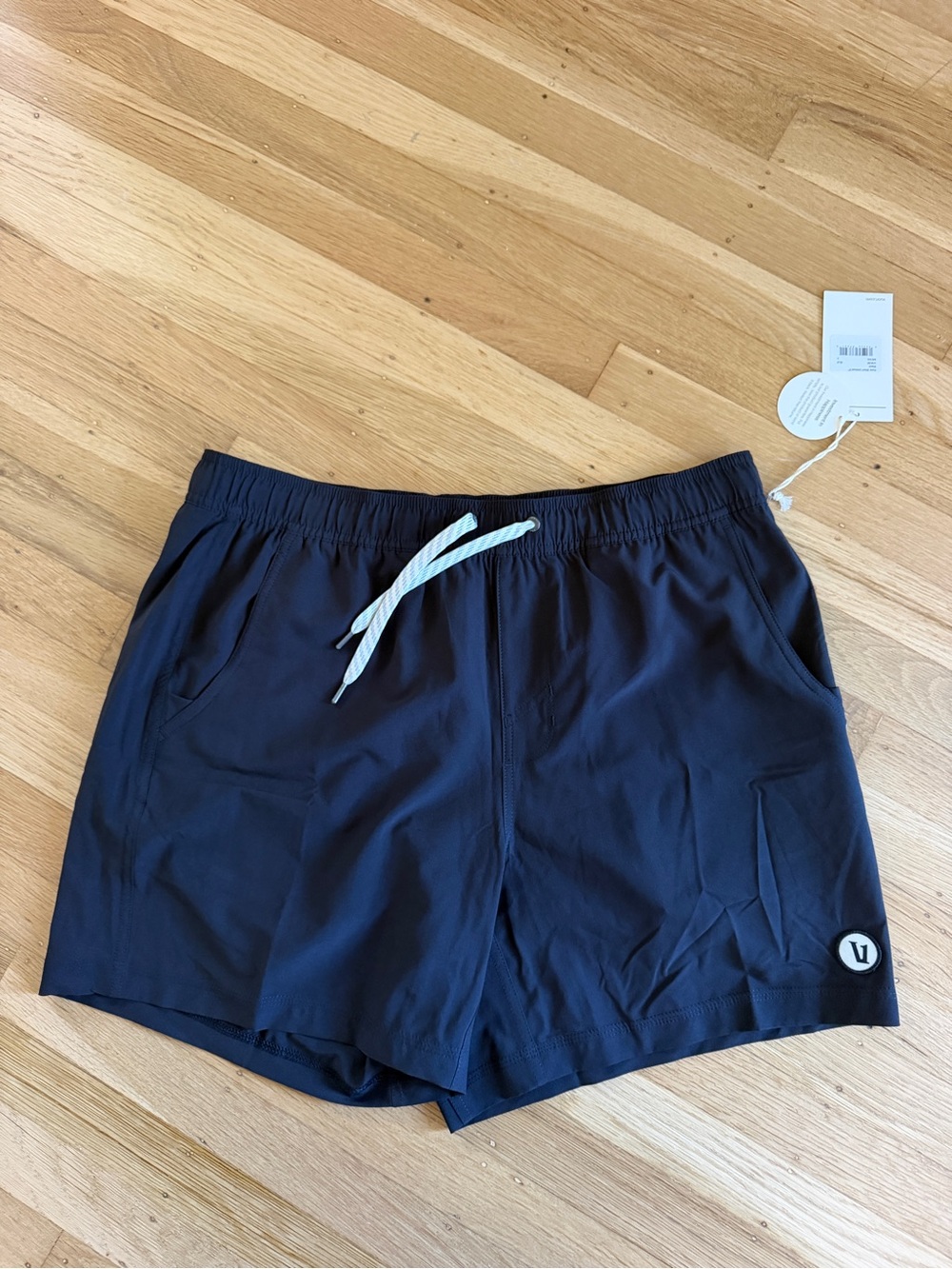 Vuori Kore Short Unlined 5” - Men's Large - Black - Drawstring